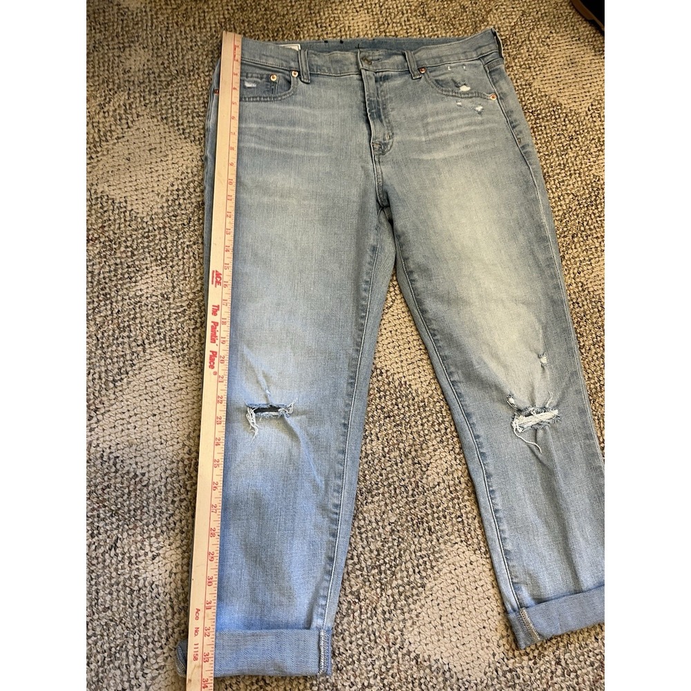 Gap Girlfriend Mid Rise Jeans Raw Hem Blue Jeans Size 30/10R Zipper Distressed - Picture 7 of 9